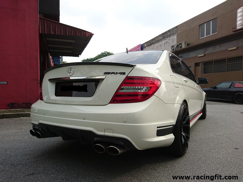 C-Class W204 C63 AMG Facelift Bodykit